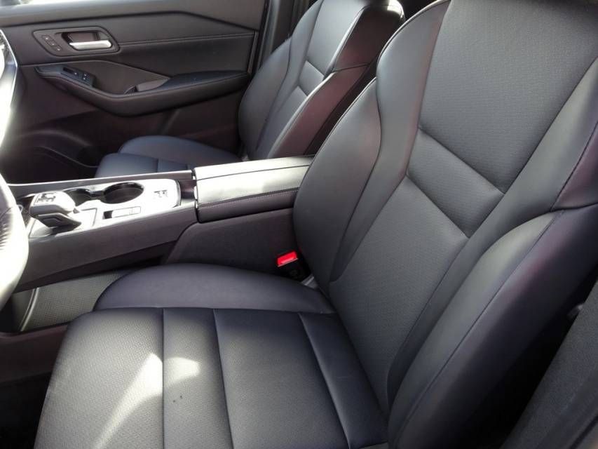 Fahrzeugabbildung Nissan X-Trail 1.5 VC-T MHEV Automatik  N-Connecta