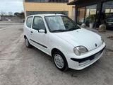 Fiat FIAT 600 1.1 CLIMA 2004 - weiße Fiat Seicento