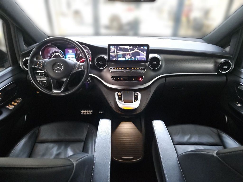 Fahrzeugabbildung Mercedes-Benz V 300 ED lang 4x4 7 Sitze AMG 2,5tAHK Sound STHZ