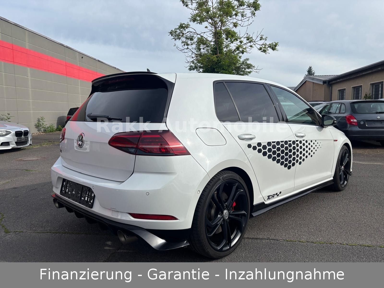Fahrzeugabbildung Volkswagen Golf GTI TCR AKRAPOVIC-DYNAUDIO-ACC-RFK-DCC-ALC.