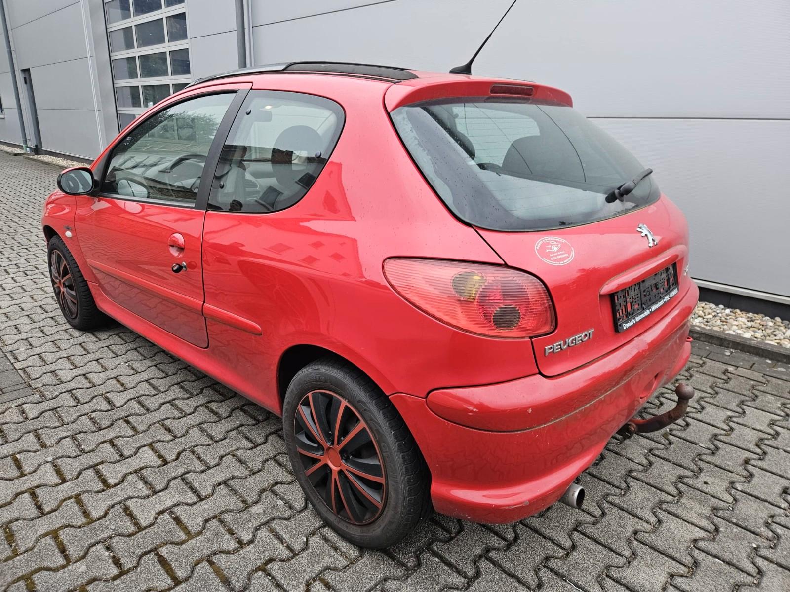 Peugeot 206 1.4 3.HAND 118 Tkm 05-27 TÜV MOTORPROBLEM