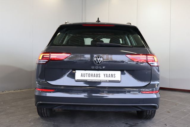 Volkswagen Golf VIII 2.0 TDI Life AID+CARPLAY+LED+AMBIENT