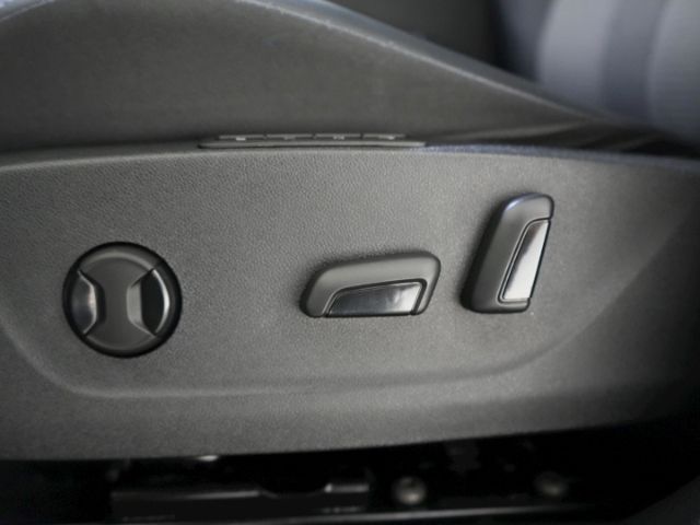 ENYAQ iV 80+LED+AHK+NAVI+PANORAMA SCHIEBEDACH+SI