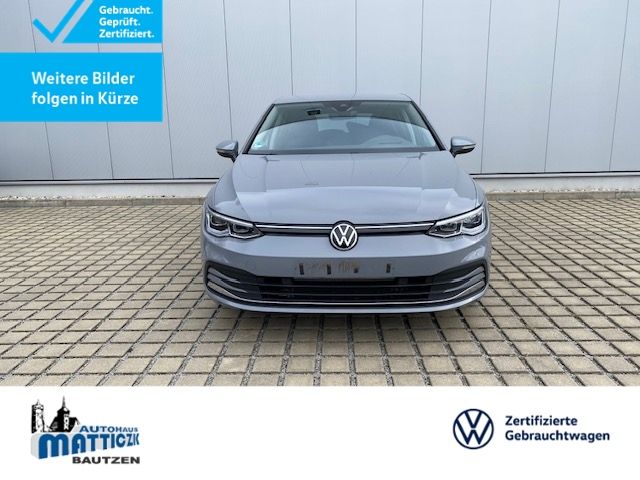 Volkswagen Golf VIII 1.5 TSI Style 18-ZOLL/LED/NAVI-PRO+VZE