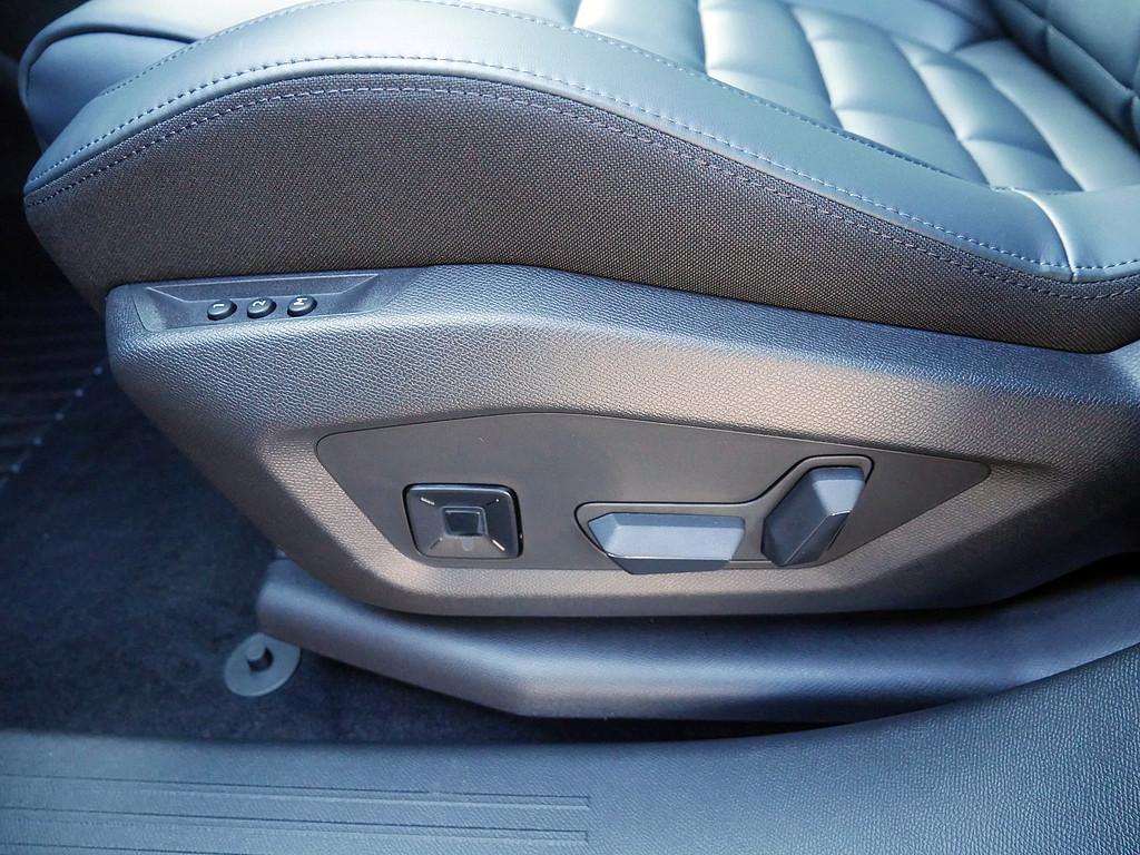 Citroën C5 Aircross Hybrid 145 MAX SHZ ACC LED PANO 360°