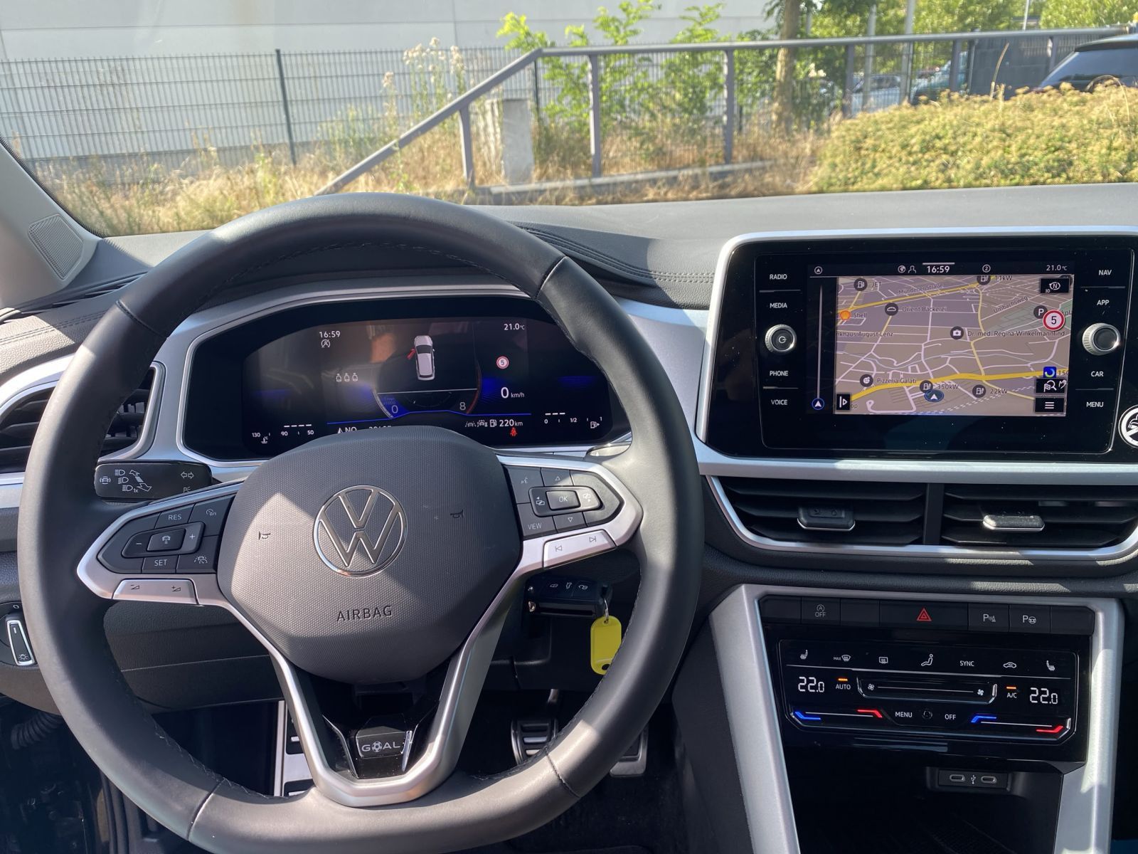 Volkswagen T-Roc - Bild 11