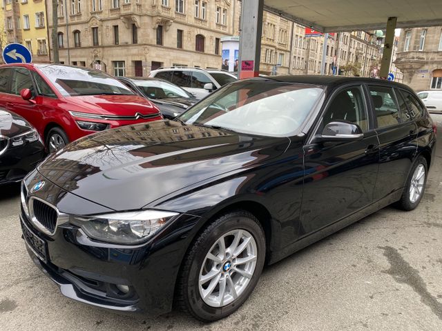 BMW 320d xDrive Touring NAVI PDC