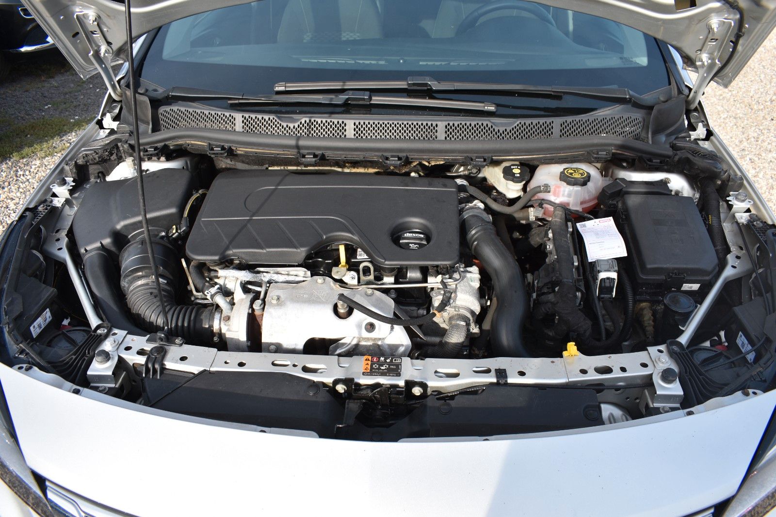 Fahrzeugabbildung Opel Astra K Sports Tourer Edition KLIMA/PDC/TEMPOMAT