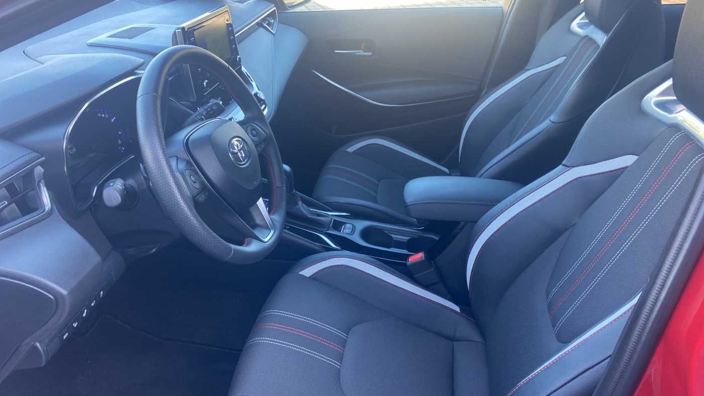 Fahrzeugabbildung Toyota Corolla 2.0 Hybrid GR Sport