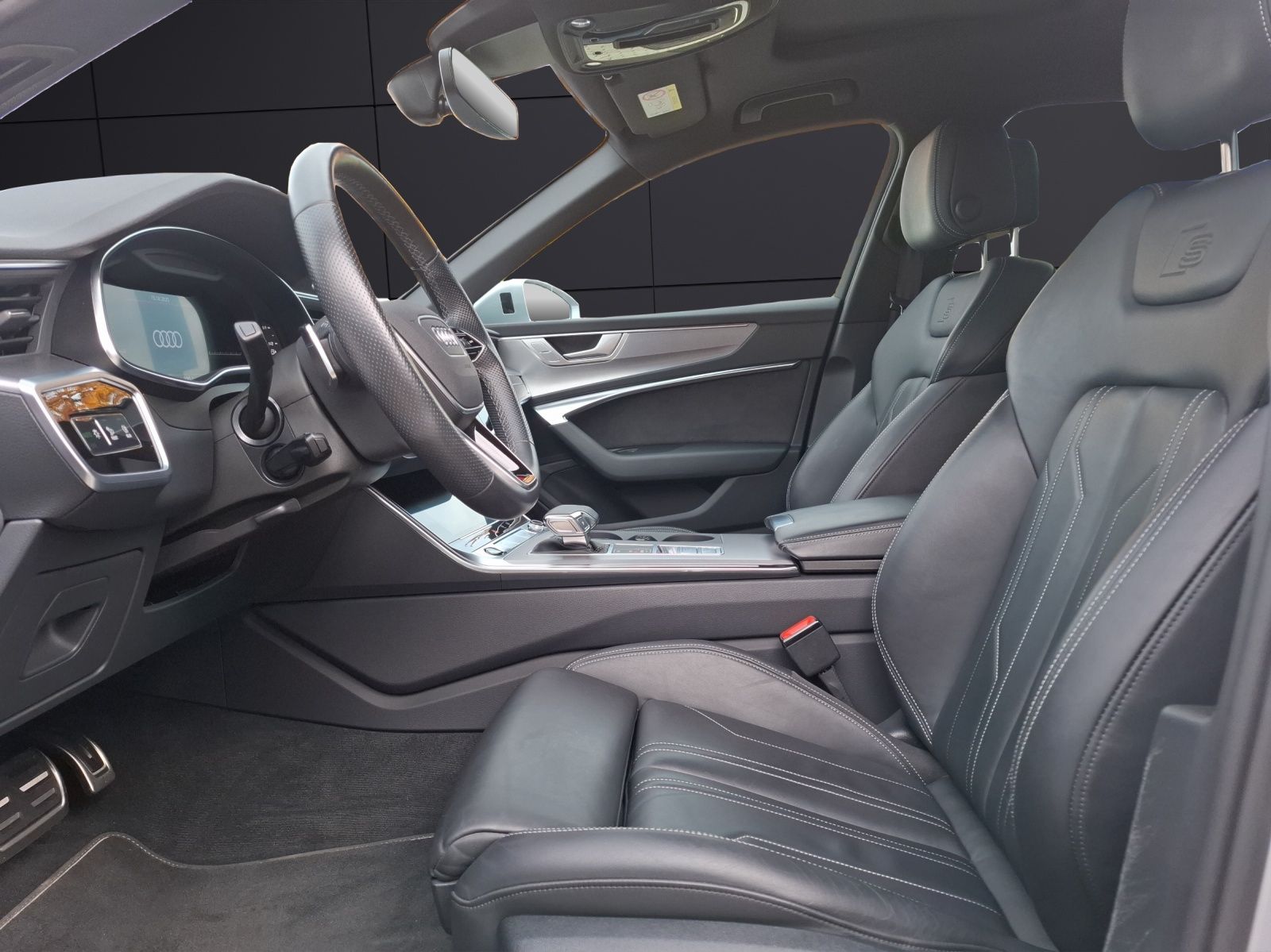 Fahrzeugabbildung Audi A6 Avant 55 TFSI sort quattro S-tronic S-Line Ma