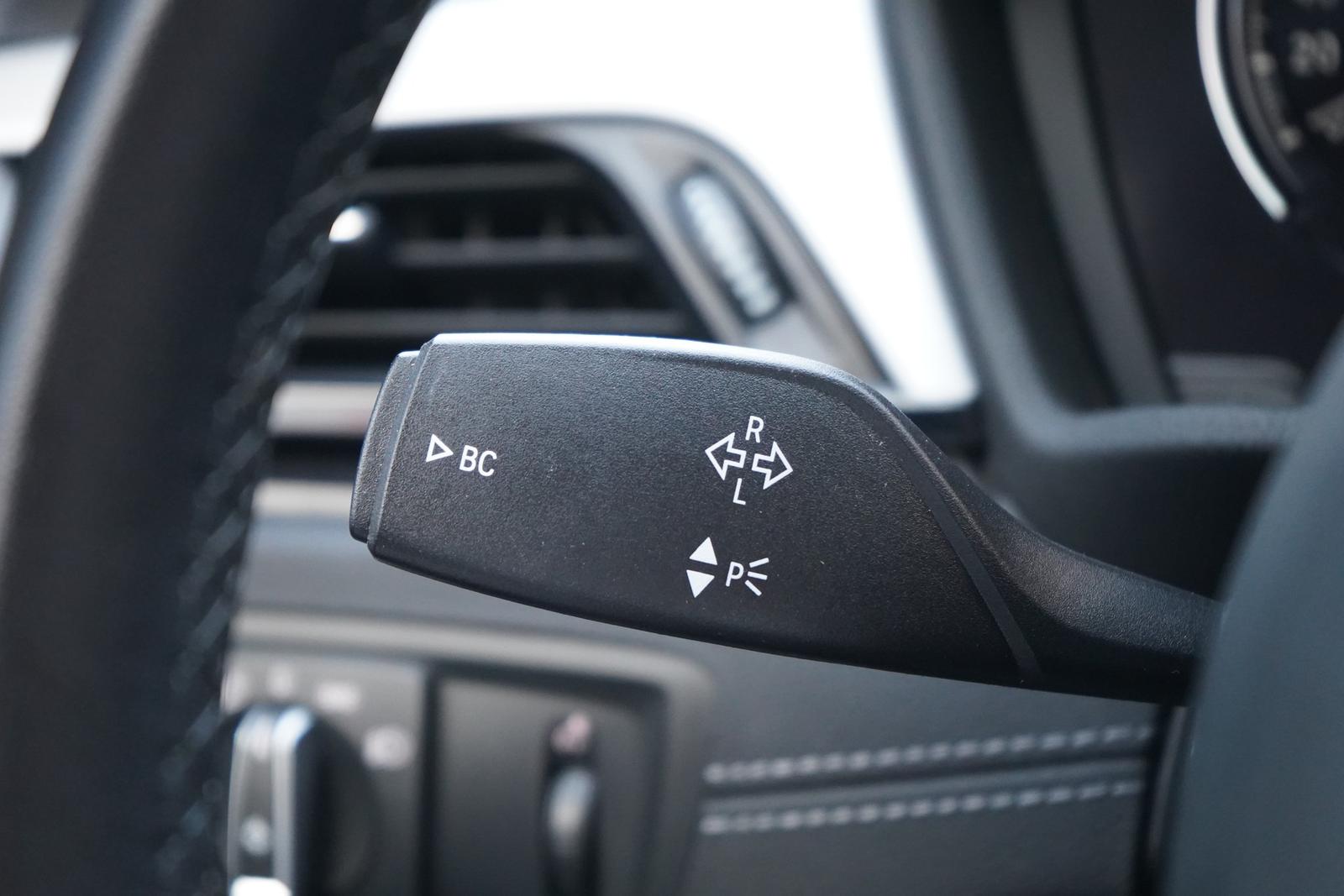 BMW X2 sDrive 20 i LED Navi Tempomat DAB Sitzheizung, миниатюра 28