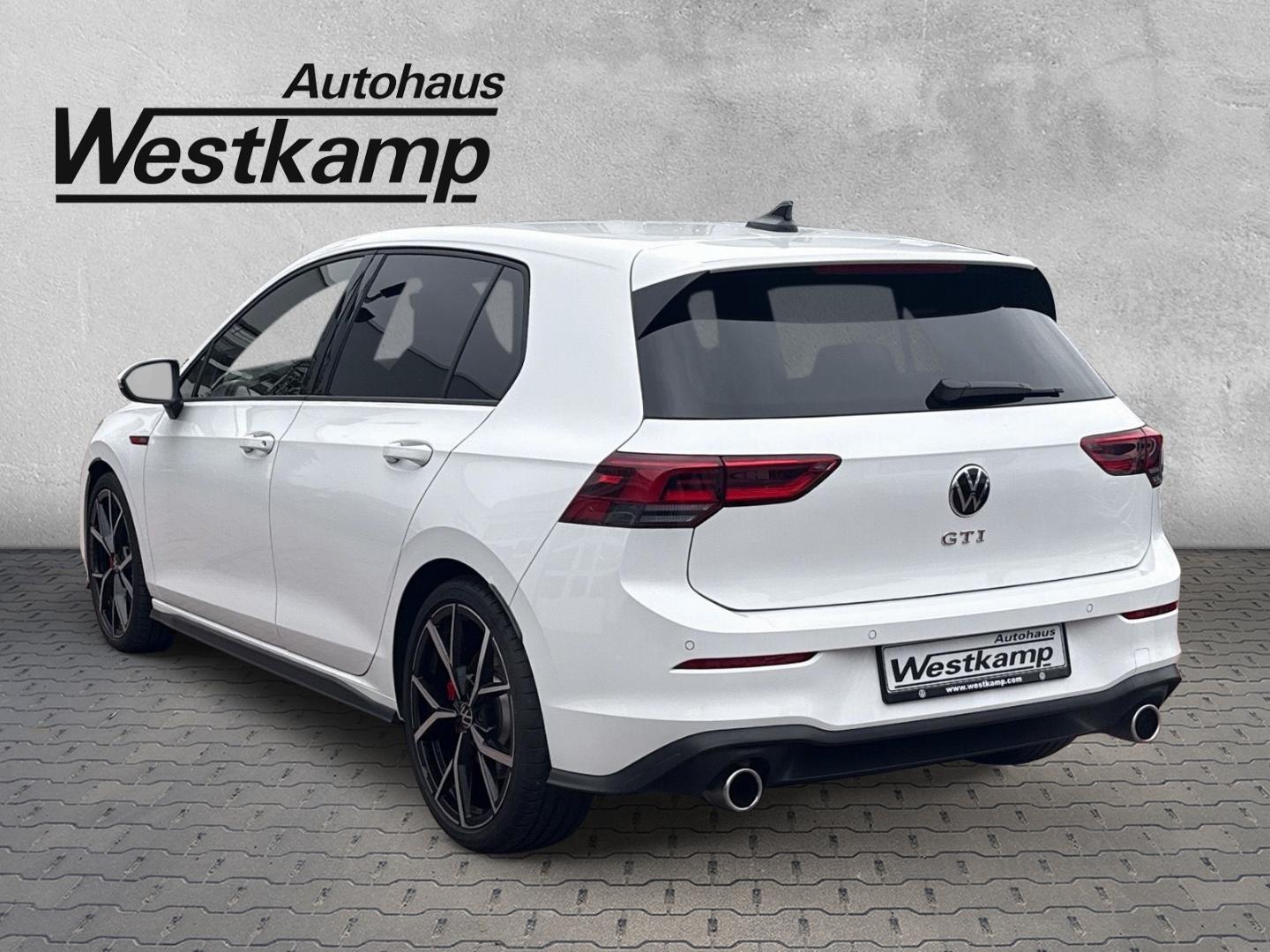 Volkswagen Golf VIII 2,0 TSI DSG 19'' Estoril Kamera Led-Pl