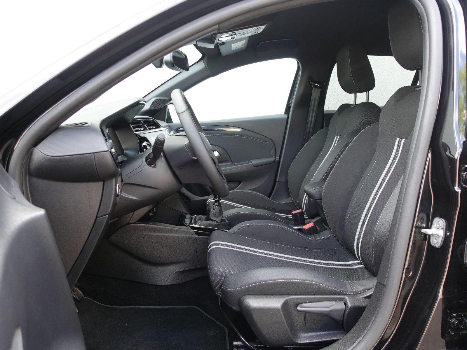 Fahrzeugabbildung Opel Corsa GS 1.2T,Navi,Kamera,MatrixLED,Sitzhz,Allw.