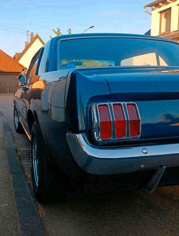 Ford Mega FORD MUSTANG 1966 - blau metallic