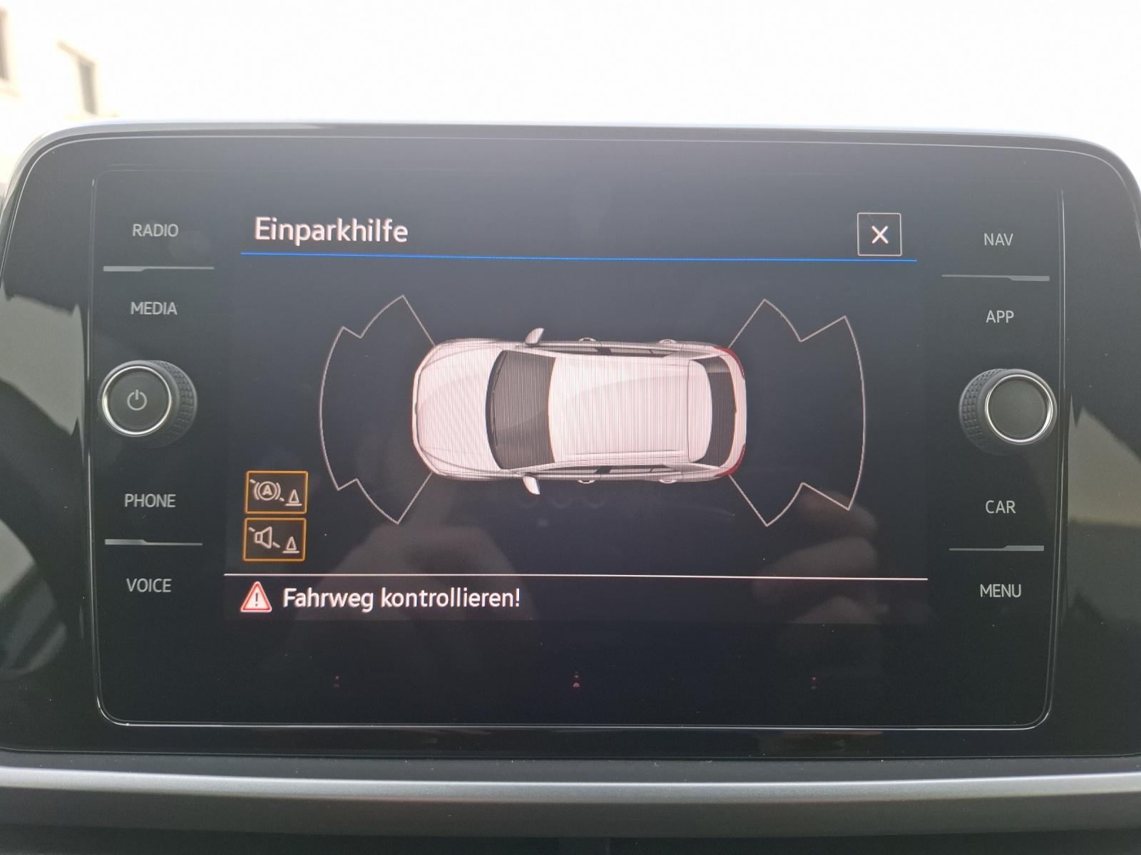 Volkswagen T-Roc TSI Life LED Navi AID App SHZ Park-Assist, миниатюра 20