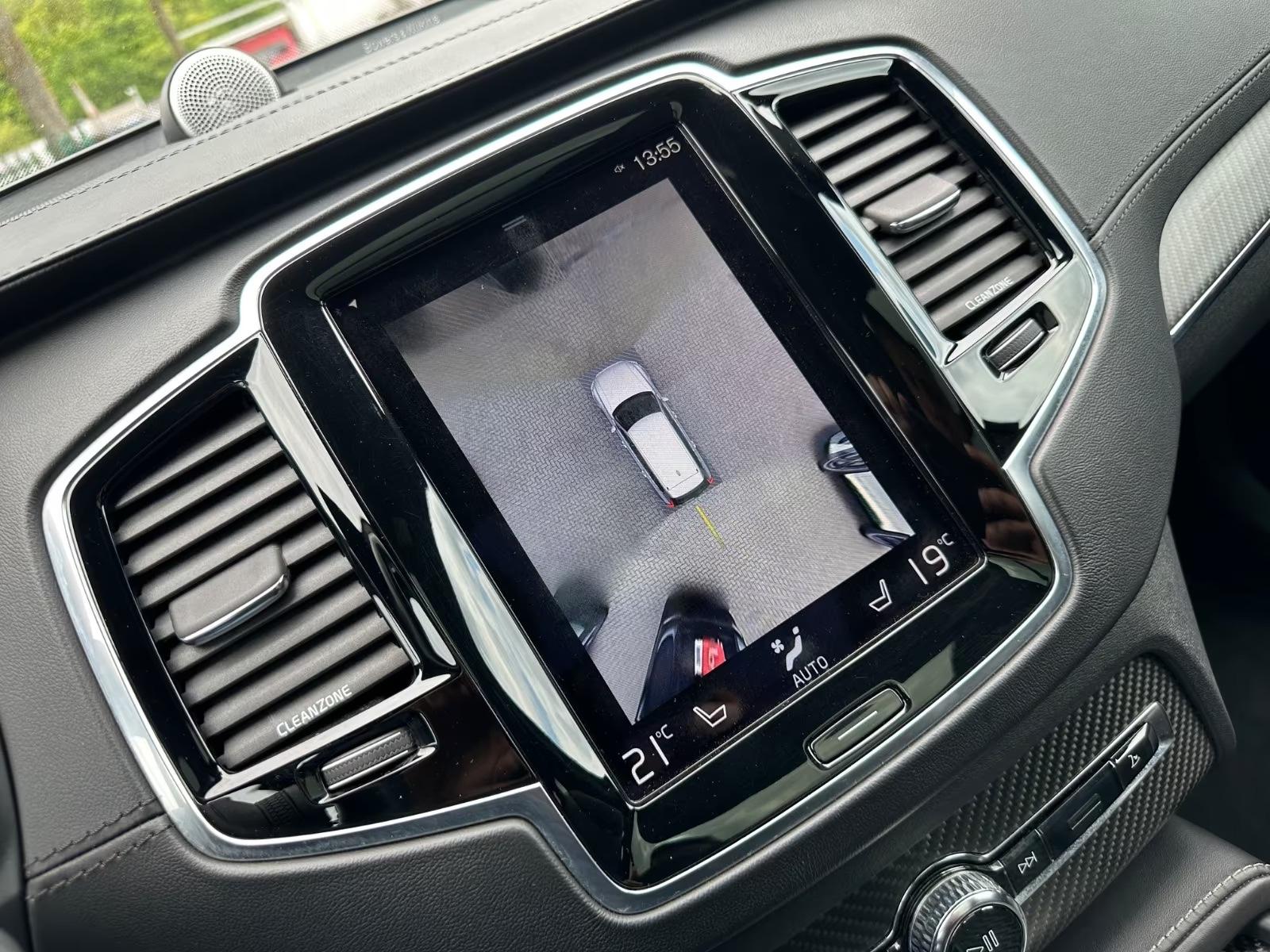 Volvo XC90 R-Design AWD KEY Stand AHK Pano ACC Luft