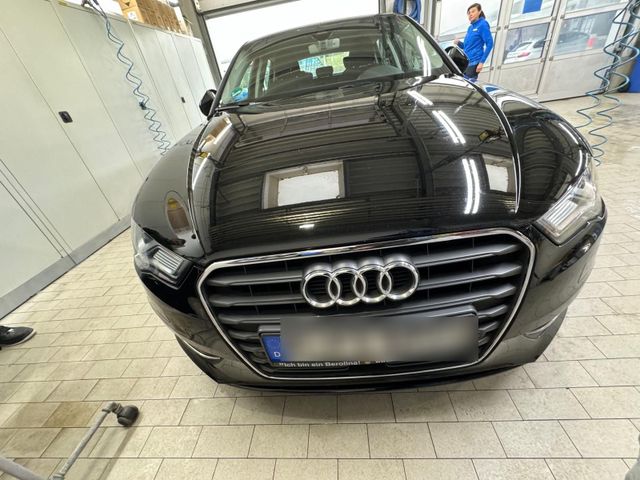 Audi A3 1.6 Berlin  13627