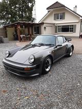 Porsche 930 Turbo 5 Gänge - graue Porsche 930