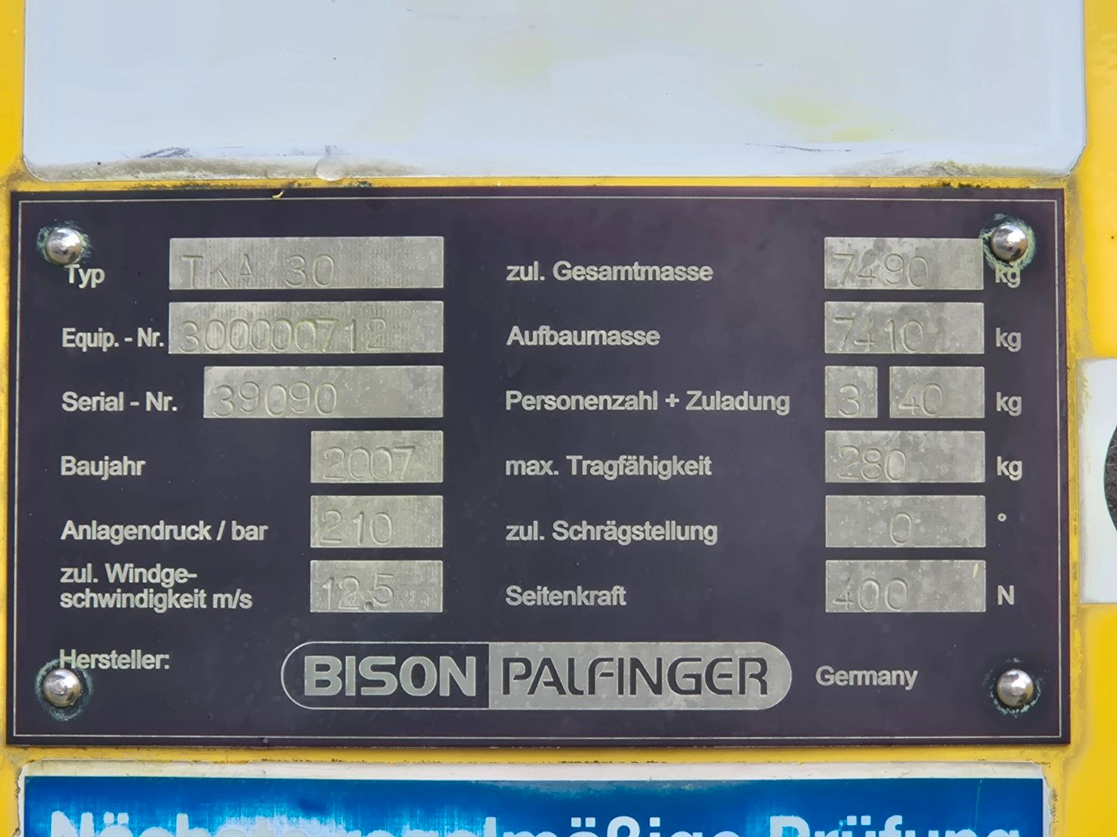 Fahrzeugabbildung MAN TGL 8.150 4x2 Bison Palfinger TKA 30