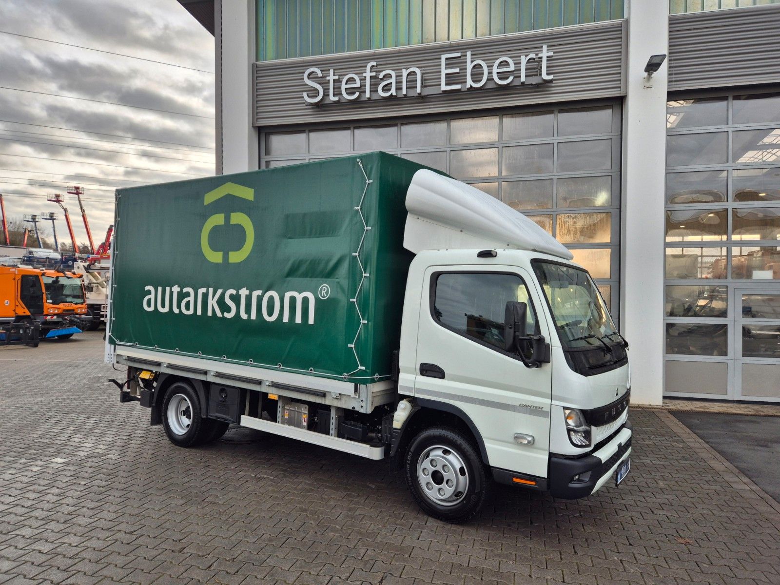 Fahrzeugabbildung Mitsubishi Canter 7C15 LBW Klima Navi Kamera AHK