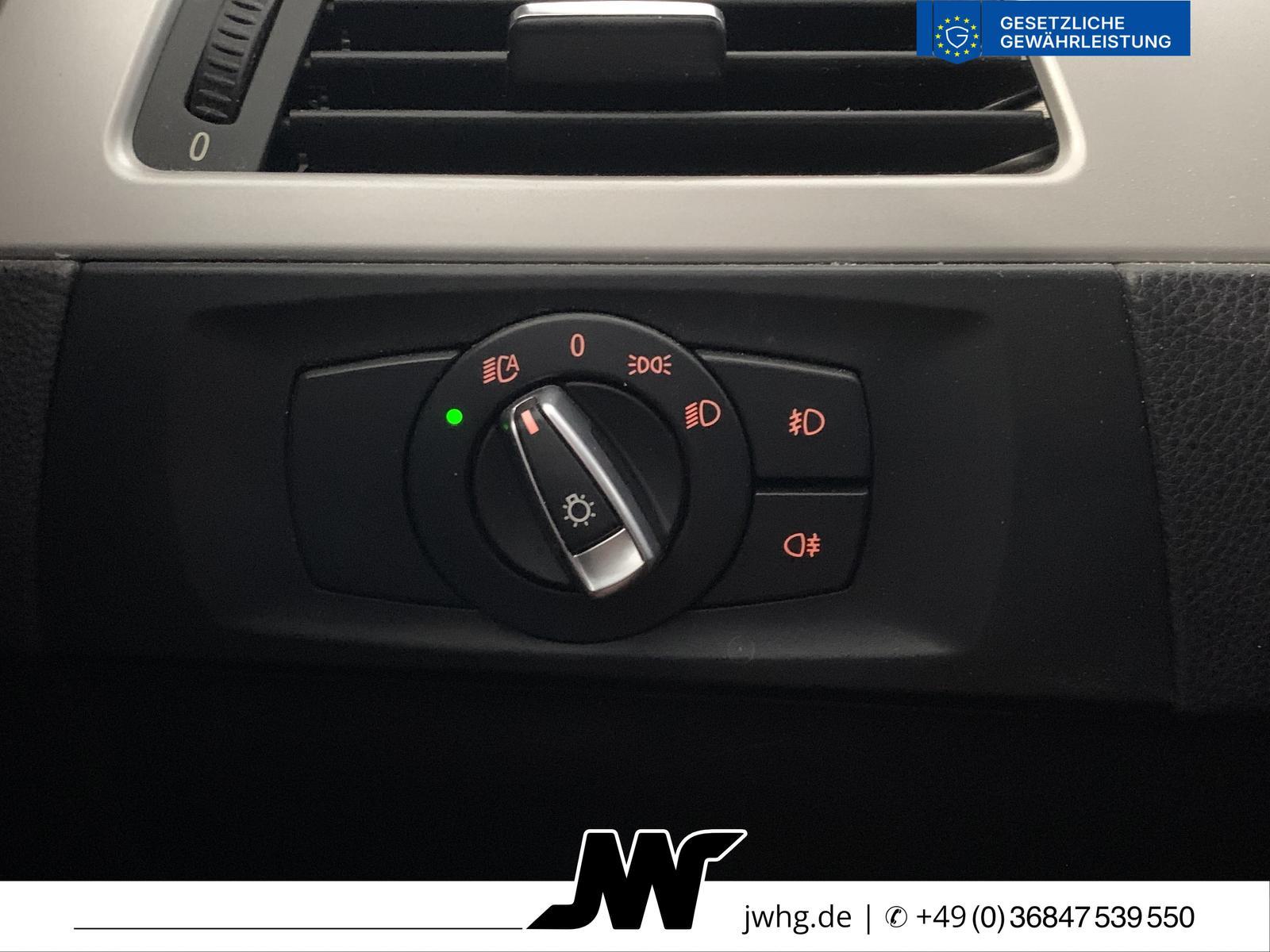 BMW 320 2011 — photo 7