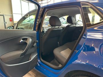 Volkswagen Polo V Trendline *2. Hand*Scheckheft*CD-Player*