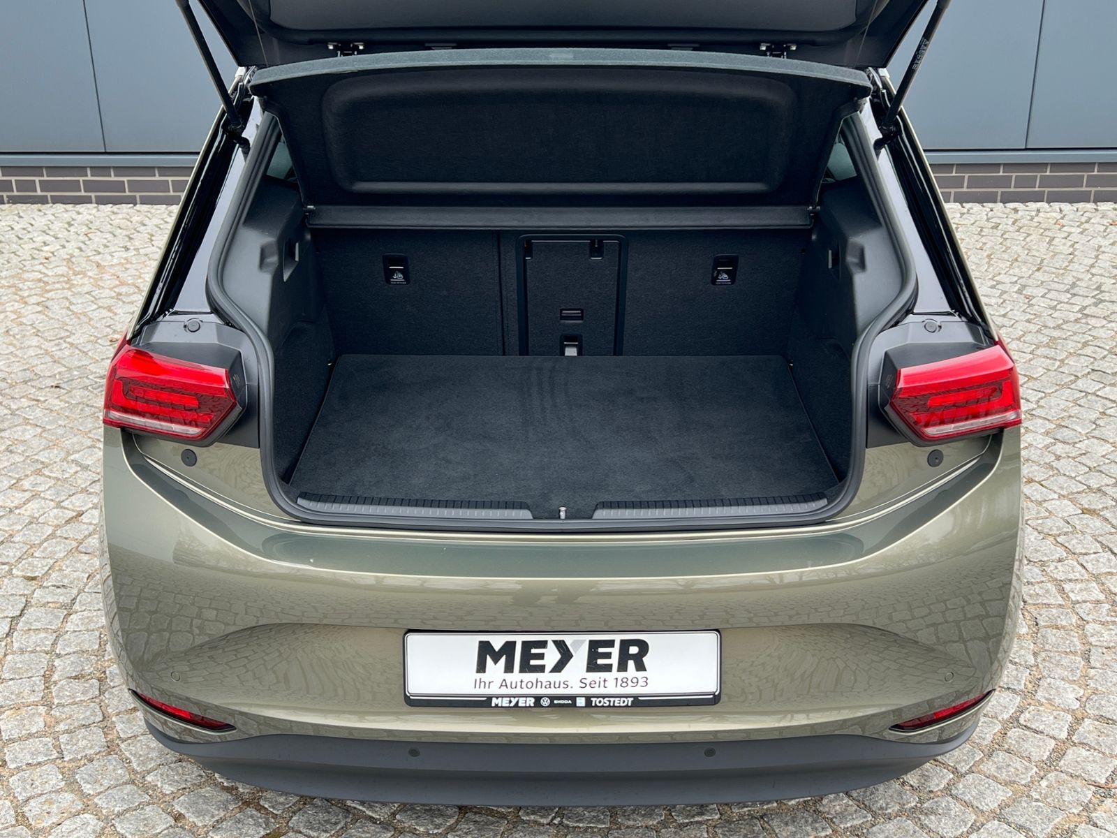 Fahrzeugabbildung Volkswagen ID.3 Pro 150 kW *Navi, Head Up, 360 Grad Kamera*