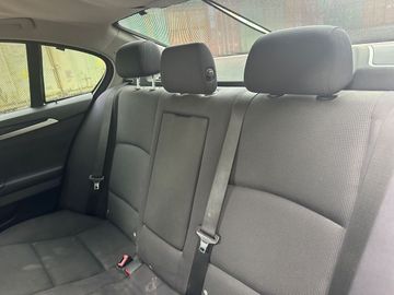 BMW 520 - 12