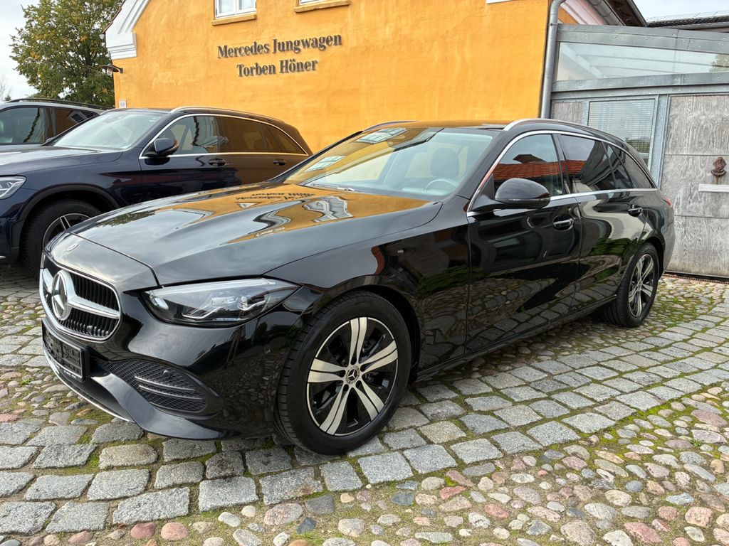 Image of Mercedes-Benz C 200