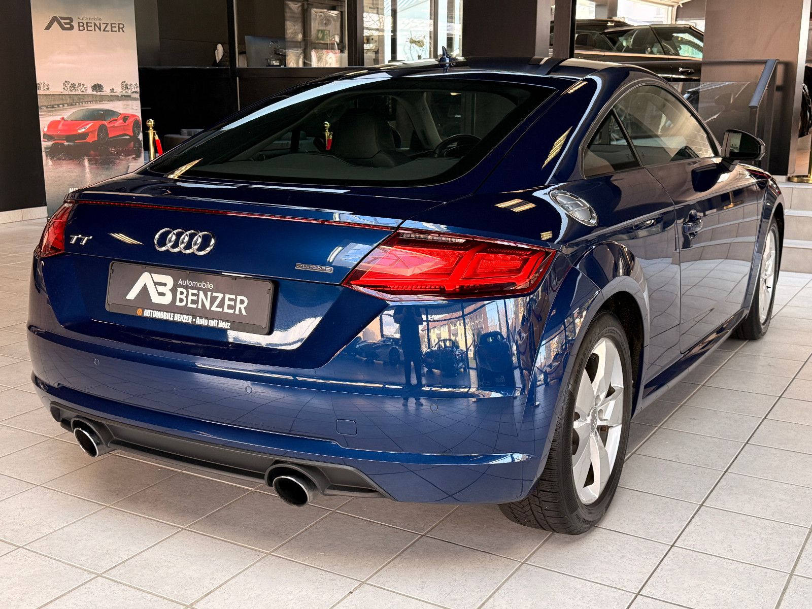 Fahrzeugabbildung Audi TT Coupe 2.0 TFSI Quattro /AUTOMATIK/NAVI/ALCANT