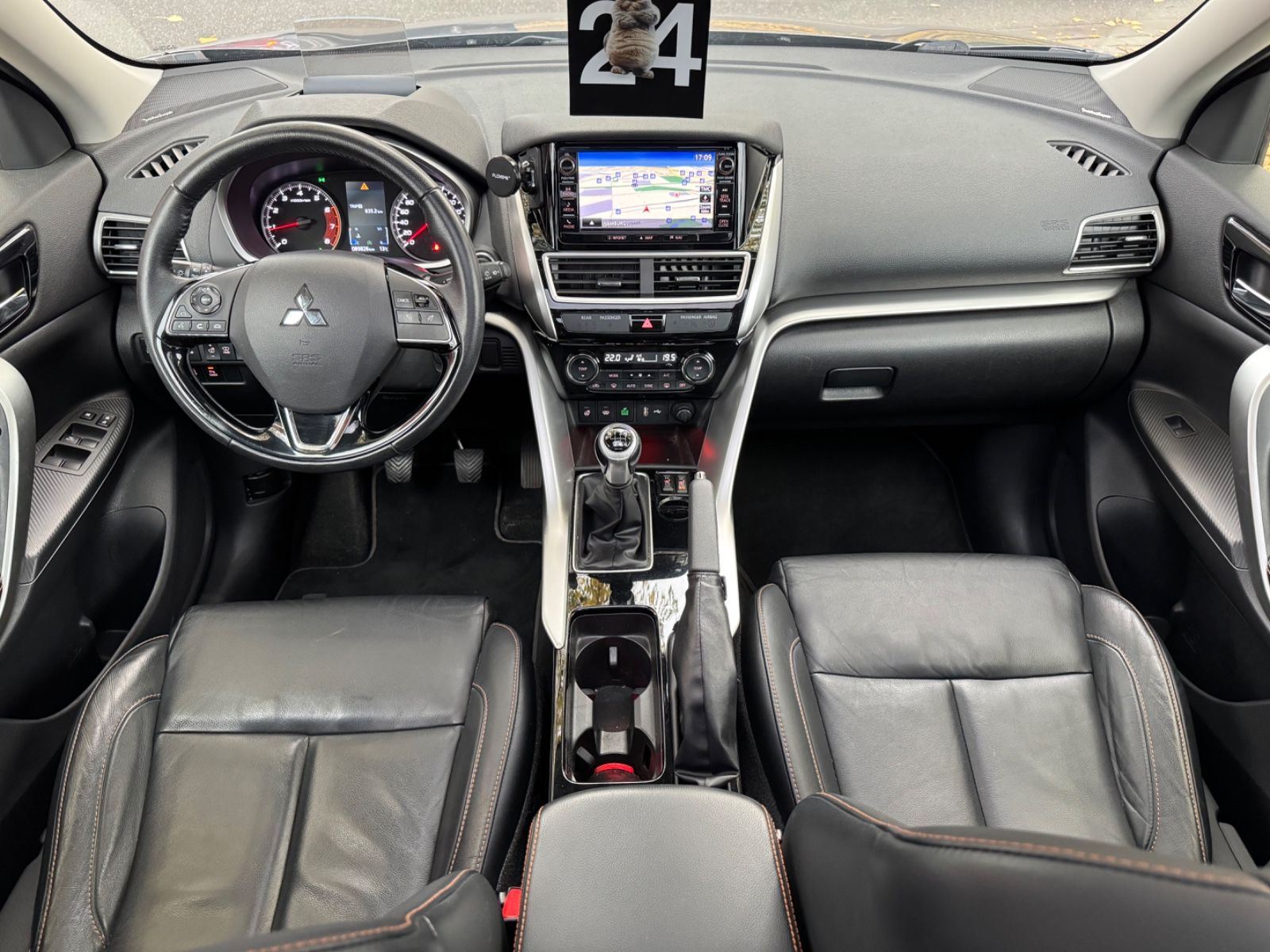 Fahrzeugabbildung Mitsubishi Eclipse Cross HEAD-UP*360-CAM*KEYLESS*AHK