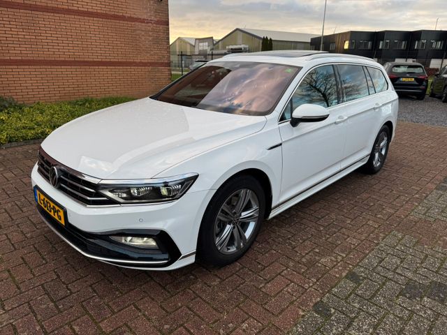 Volkswagen Passat Variant R-Line 1.5 TSI DSG, Pano, Ful Led