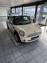 MINI COOPER Cabrio Cooper - MINI Cooper aus 2009