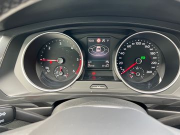 Volkswagen Tiguan - 6