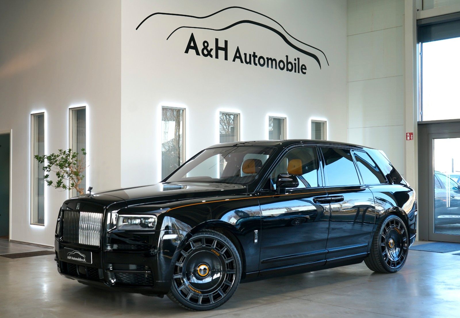 ROLLS ROYCE Cullinan
