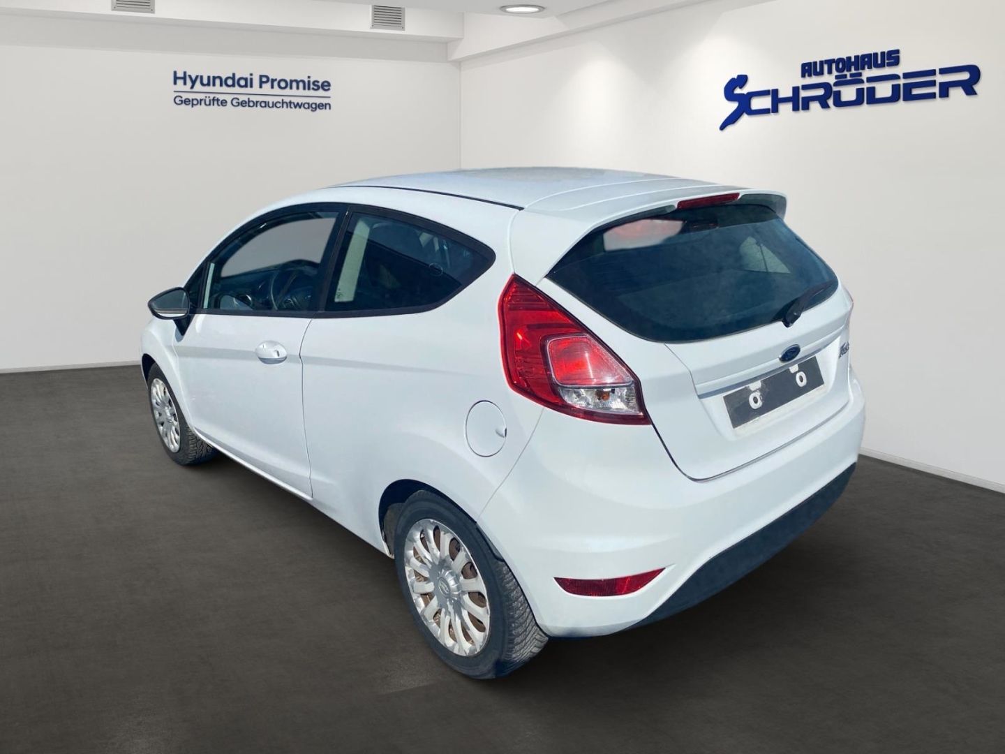 Fahrzeugabbildung Ford Fiesta Trend Frontscheibenheizung