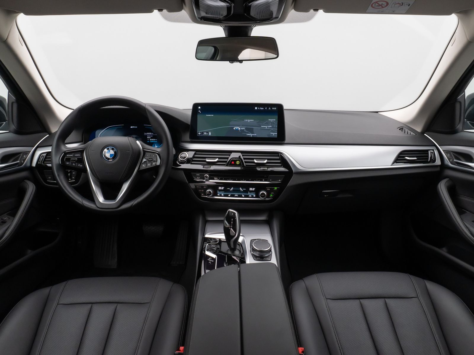 Fahrzeugabbildung BMW 530e Kamera DAB HiFi Leder 4xKlima Alarm 18Zoll