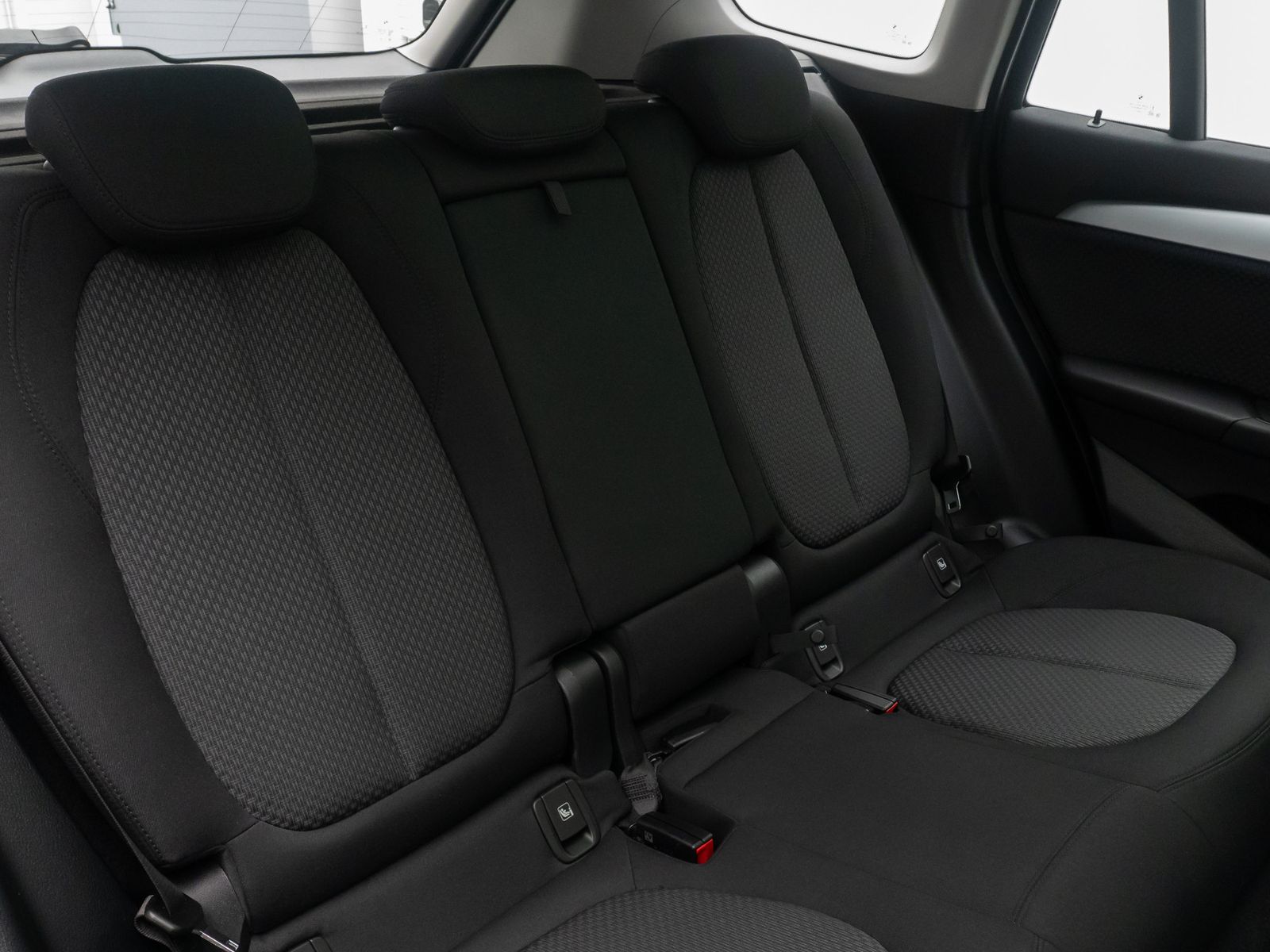 Fahrzeugabbildung BMW X1 xD25e GeschwindigReg DAB Kamera LED Panorama