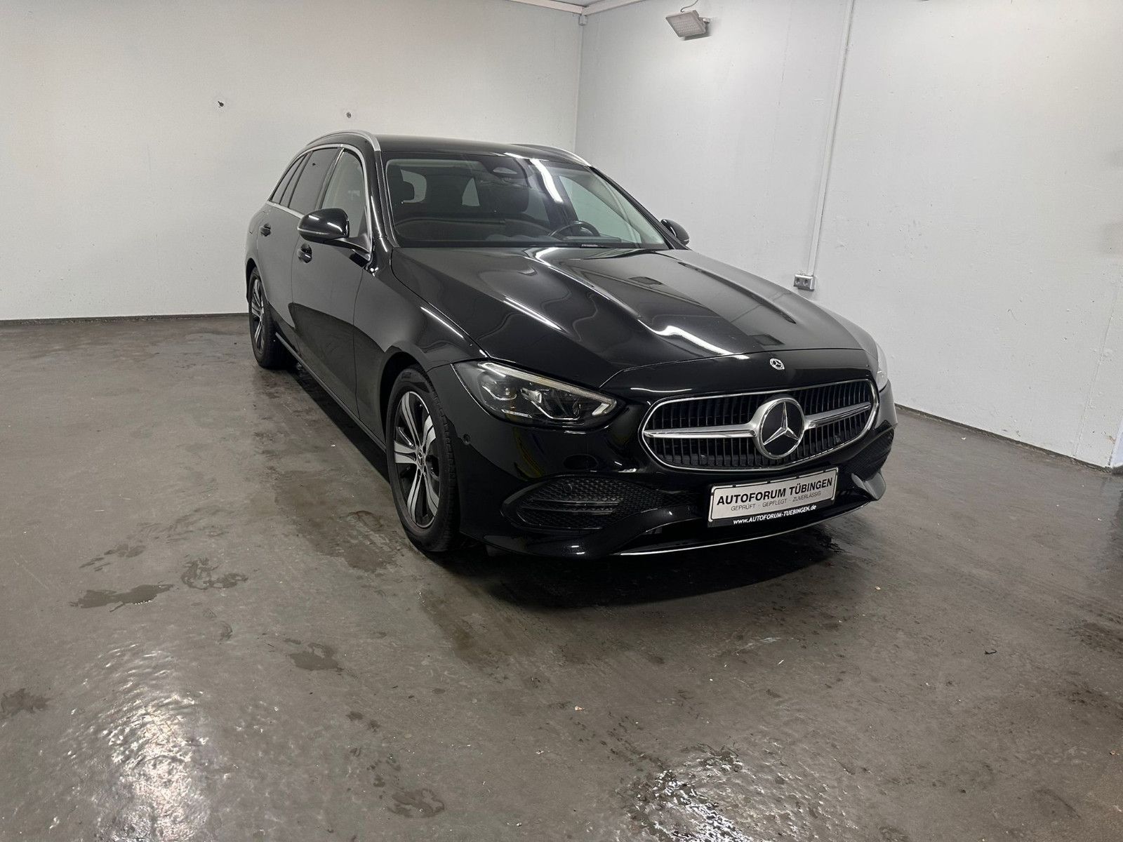 Fahrzeugabbildung Mercedes-Benz C 220 d T Autom.*AVANTGARDE*AHK*CARPLAY*