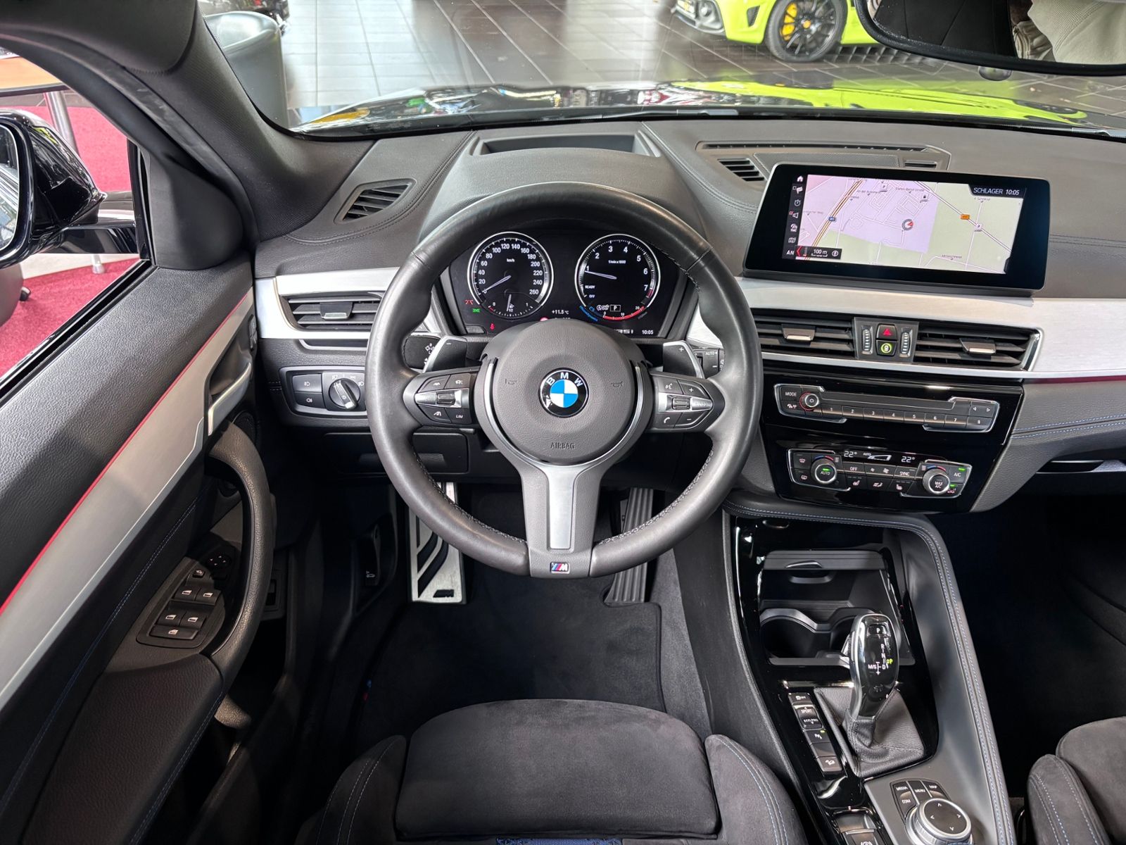 Fahrzeugabbildung BMW X2 xDrive M35 i HUD RFK LED