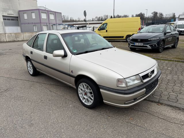 Opel Vectra 1.6i GSD  ZV  TÜV und H-Kennzeichen neu