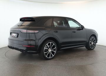 Porsche Cayenne - 5