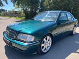 Mercedes-Benz C 240 ELEGANCE - Mercedes-Benz C 240: Elegance