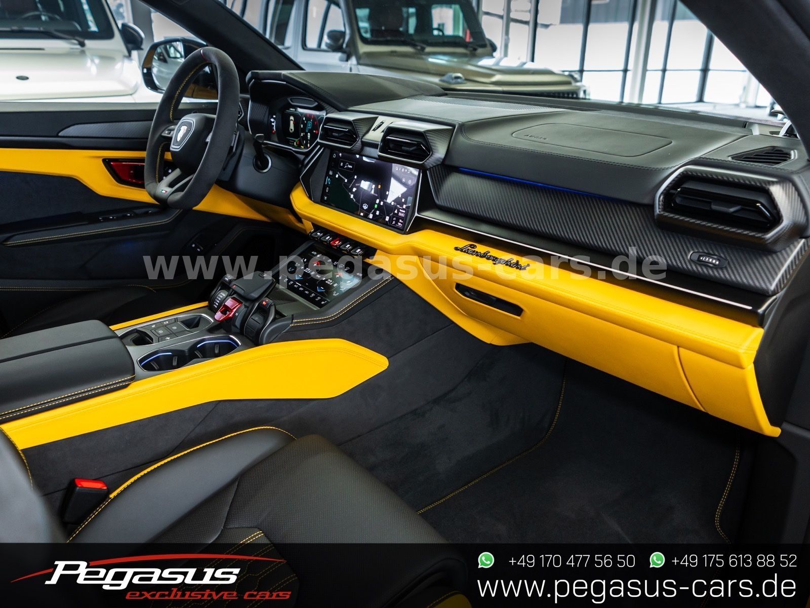 LAMBORGHINI Urus - 34