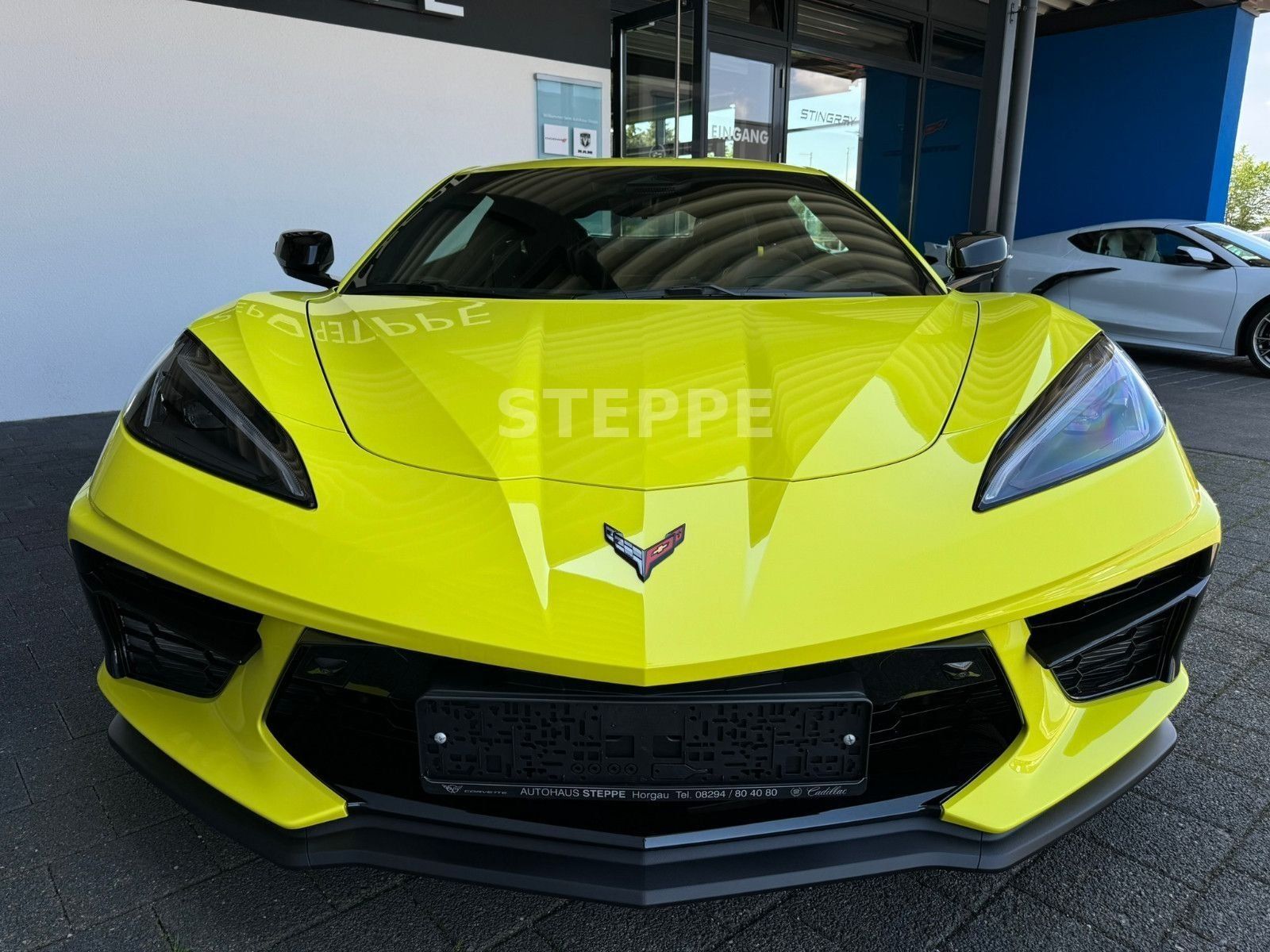 Corvette C8 Stingray Coupe 6,2 V8 3LT Europamodell STEPPE