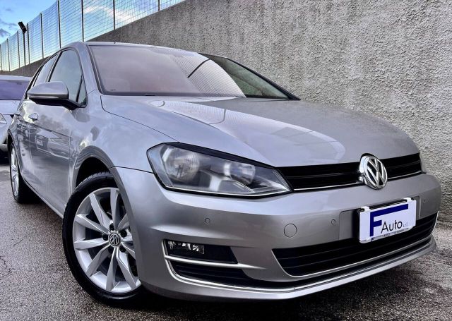 Volkswagen Golf 2.0 TDI DSG 150cv Highline BlueM