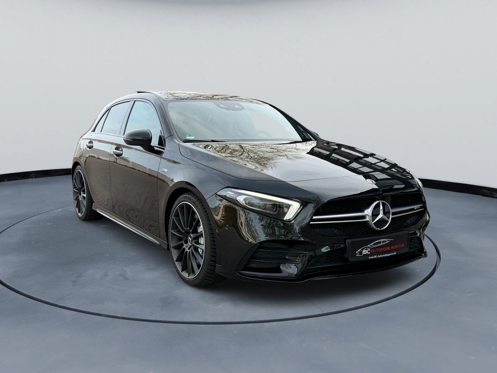 MERCEDES-BENZ A 35 AMG 4Matic/ BURMESTER/PANO/MEMORY/KEYLESS