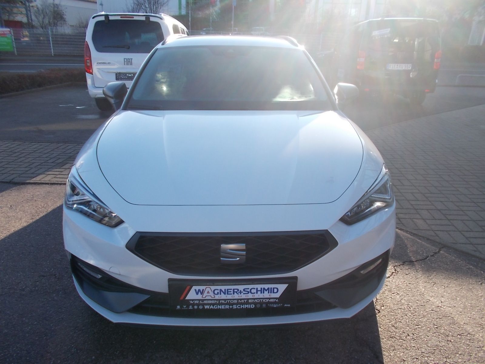 Fahrzeugabbildung SEAT Leon Sportstourer FR 2.0 TDI DSG