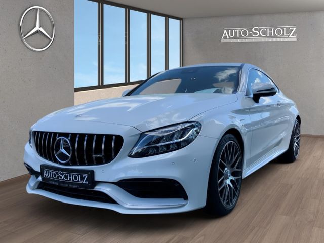 Mercedes-Benz C 63 AMG Coupé PERFORMANCE ABGASANLAGE+KAM+LED++