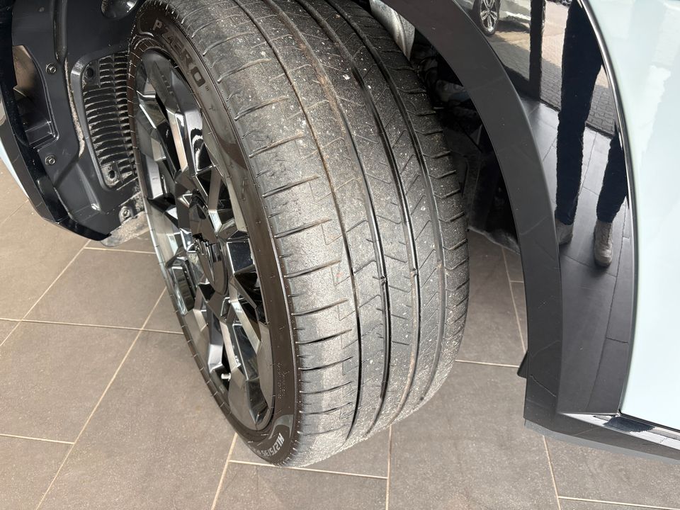 BMW XM 4.4 Label Red 2,49% foto 4
